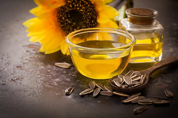 تصویر 3 از خرید روغن آفتابگردان تصفیه شده + قیمت فروش استثنایی